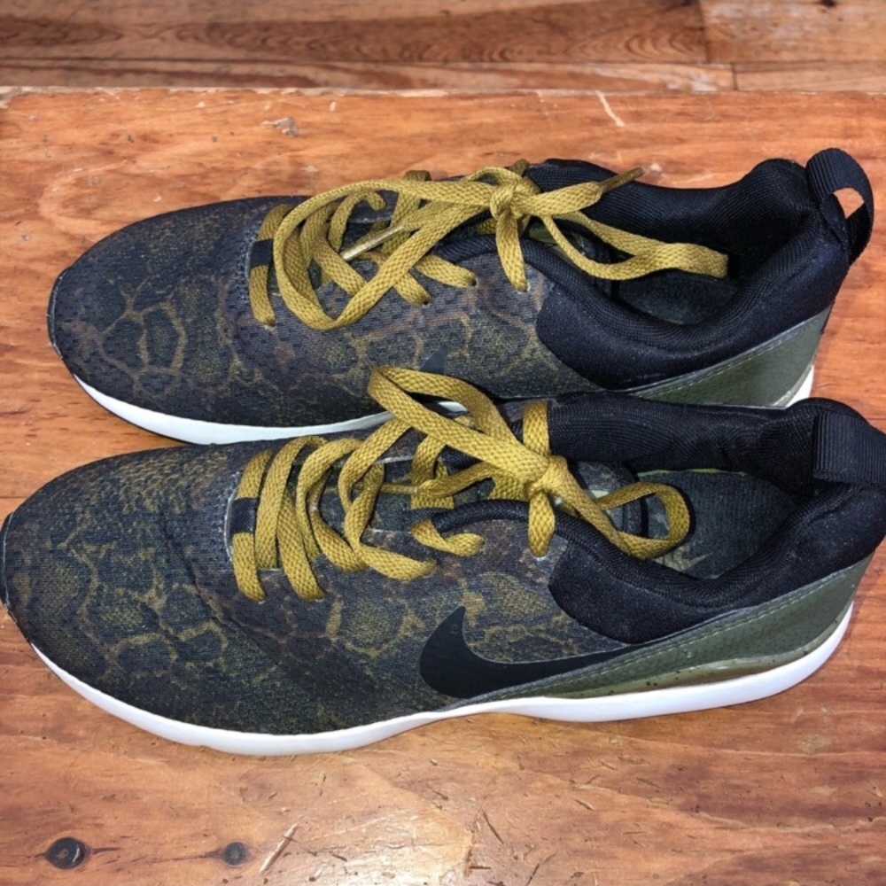 Nike Air Max Sneakers